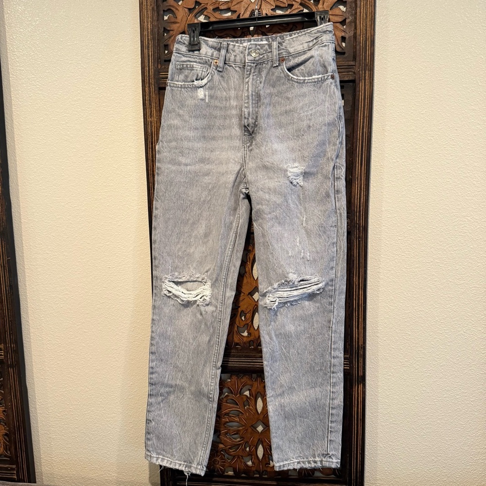 Zara Light greyDistressed Mom Jeans